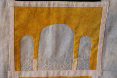 detail-of-the-centra-block-the-school-beautifully-stitched-by-linda-m00quilt11_14380022883_o