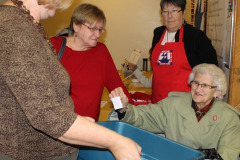 and-the-winner-iselizabeth-a-from-mahone-bay_15461536425_o