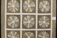 helen-kirks-dresden-plate_29945384825_o