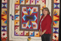 belinda-hamm-and-her-new-quilt-something-old-something-new_30159733377_o