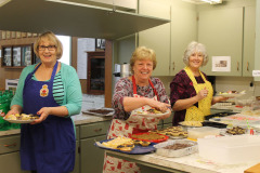 kitchen-helpers-linda-c-marjorie-and-daphne_47975765961_o