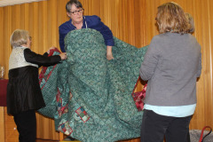 ann-gets-tangled-up-in-a-quilt_16738076574_o