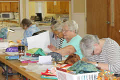 sandy-diane-carol-helen-and-lee-are-hard-at-work_18347555572_o
