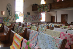 the-church-is-full-of-quilts_33583437626_o