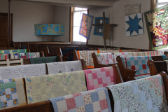 the-church-is-strating-to-fill-up-with-quilts_33467593262_o