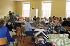 the-hall-was-full-of-sewers-and-quilters_33467663512_o