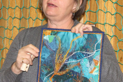pam-describes-her-piece-from-sylvias-workshop_15309918614_o