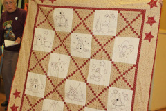 marjories-embroidered-quilt_24063501046_o