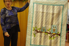 lois-crib-quilt-with-owls_44551542410_o