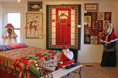 ta-da-finished-and-just-about-everything-was-hung_23352071336_o