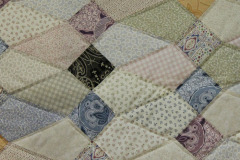 detail-of-downton-kites_32787283125_o
