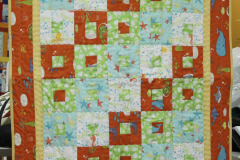 donnas-square-in-square-preemie-quilt-for-the-iwk_32634138782_o