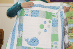 pams-baby-quilt_32097299487_o