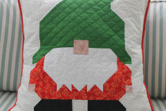 gnome-pillow-barb-r-machine-pieced-machine-quilted-pattern-by-modish-quilter_51863879939_o