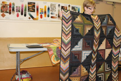 heathers-chevron-log-cabin-inspired-by-an-old-quilt_10746829974_o