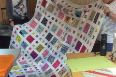 anne-mrs-quilt-that-she-made-at-the-retreat_37618167331_o