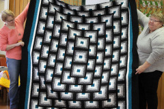 alisons-out-of-the-box-quilt_27856689559_o