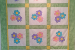 blossoms-donna-v-epp-hand-appliqud-machine-pieced-free-pattern-from-suttles-and-seawinds_51229867954_o
