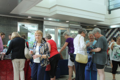 crowds-of-quilters-enjoying-suttles-and-seawinds-who-brought-in-kaffe-fassett-fabrics-for-sale_14708777804_o