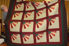donnas-fan-quilted-by-lynn-jones_25690583731_o