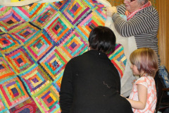 linnett-and-wyns-log-cabin-quilt-started-in-a-heather-stewart-workshop_25155189134_o