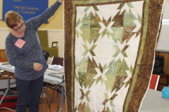 helens-lap-quilt_33321896676_o