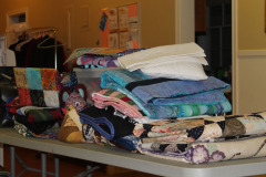 lots-of-quilts-to-see_30866183825_o