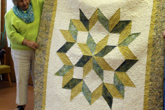 lindas-carpenters-star-quilt-beautifully-machne-quilted_8717915668_o