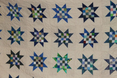 kristinas-star-quilt-dtail_46966688855_o