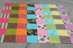 judys-first-quilt-done_40343278240_o