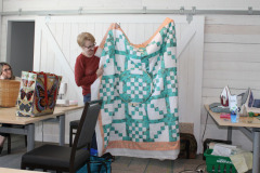 rose-is-making-progress-on-her-hand-pieced-and-hand-quilted-quilt_40342742220_o