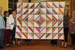 the-bridgewater-bee-made-a-quilt-for-a-charity_29823033180_o