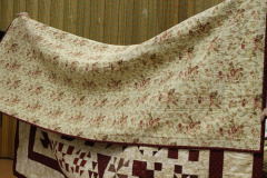 back-of-heathers-quilt_44484786764_o