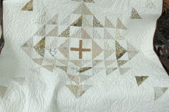splashdown-eldora-by-maywood-studio-machine-pieced-machine-quilted-by-tlc-studio_51541538852_o