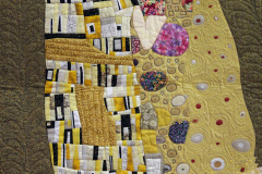 detail-of-the-kiss_25788140497_o
