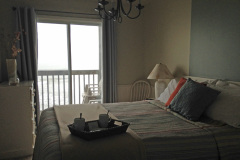 queen-bedroom_25666578677_o