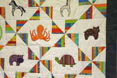 detail-of-linnets-animal-quilt_29746064135_o