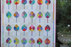 the-avenue-barb-r-machine-pieced-hand-applique-machine-quilted-by-heather-stewart-pattern-by-louise-pappas_50323885402_o