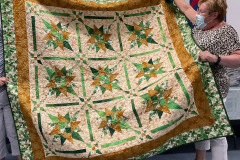 peggy-a-mystery-quilt-machine-pieced-machine-quilted-by-nadine-stevens_51476921360_o